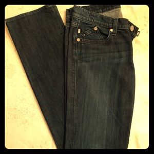 Rock & Republic straight leg Almost never worn!